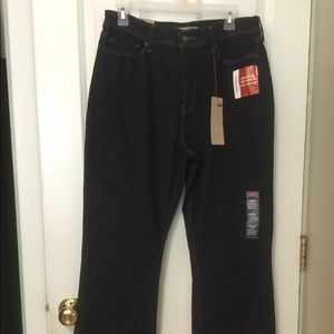 Levi’s perfectly slimming boot jeans size 14 short